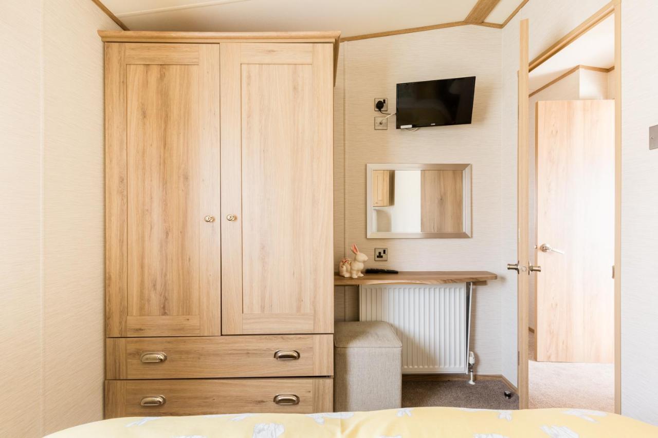 Cottontail Lodge - Hot Tub - Pet Friendly South Cerney Exterior foto