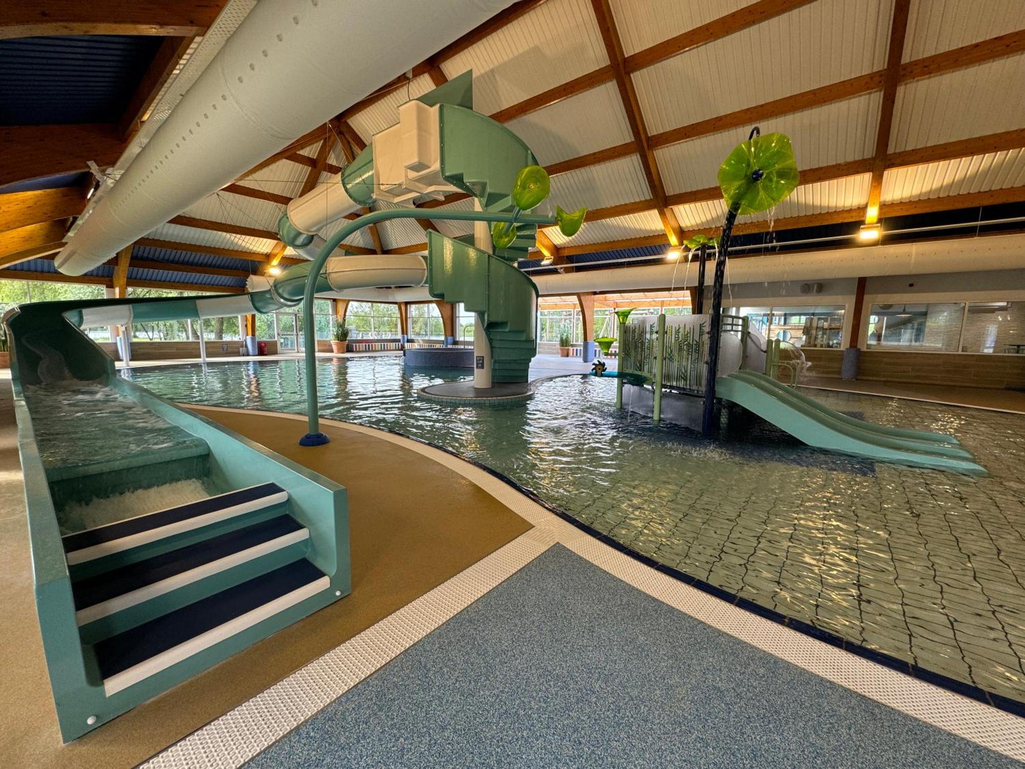 Cottontail Lodge - Hot Tub - Pet Friendly South Cerney Exterior foto